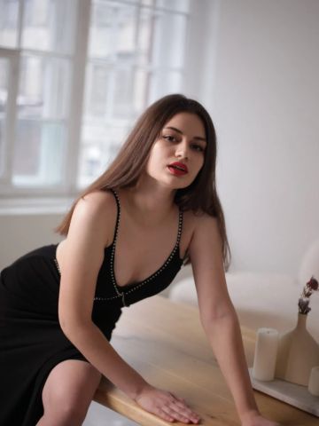 Полина